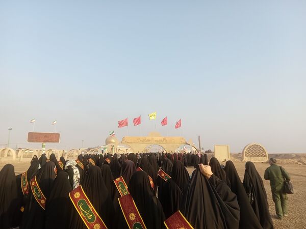 بازدید دانش آموزان خادم الشهدا از طلائیه 