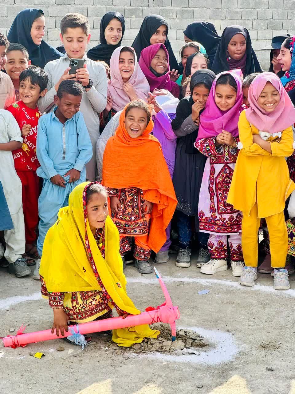 بررسی مشکلات فضاهای آموزشی شهرستان قصرقند