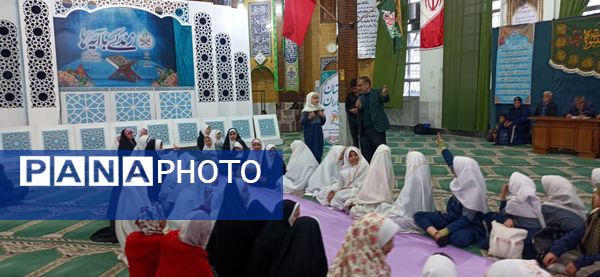 برگزاری محفل انس با قرآن با حضور قاریان برتر استانی در شهر اراک