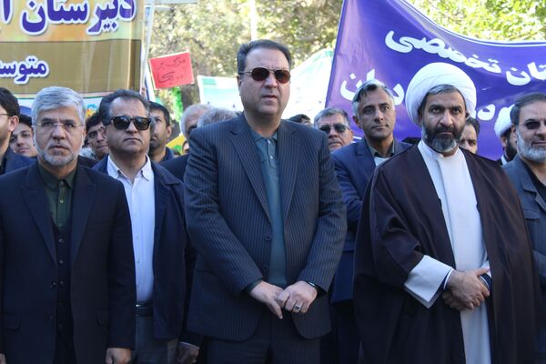 گذری بر ۱۳ آبان نیشابور 