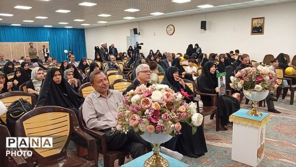 آیین جشن تولد فرزندان شهدا در مسجد مقدس جمکران