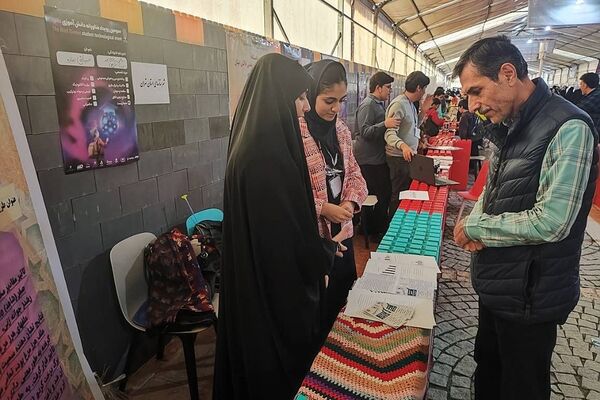 حضور دانش‌آموزان رودهن در «سومین دوره کشوری دستاوردهای پژوهشی و فناورانه دانش‌آموزی دانوا» در پردیس 