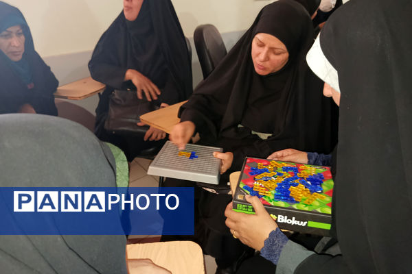 برگزاری کارگاه آموزشی ویژه مربیان پیشتاز ناحیه ۴ شیراز 