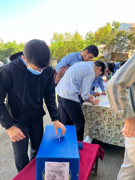 انتخابات همیار مشاور در مدرسه شهدای لطیفی 