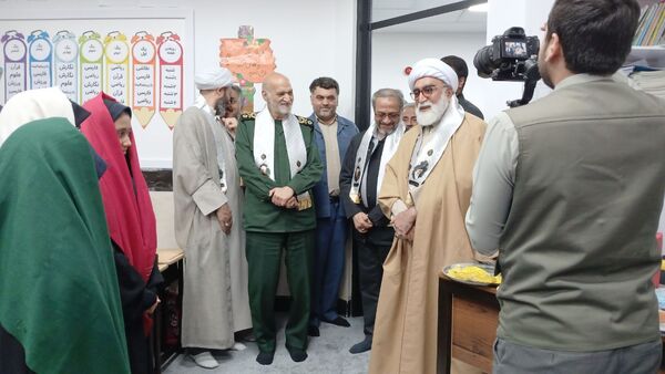 آیین افتتاح همزمان دبستان و کلنگ‌زنی سالن مطالعه مجموعه امام حسین(ع) در مشهد