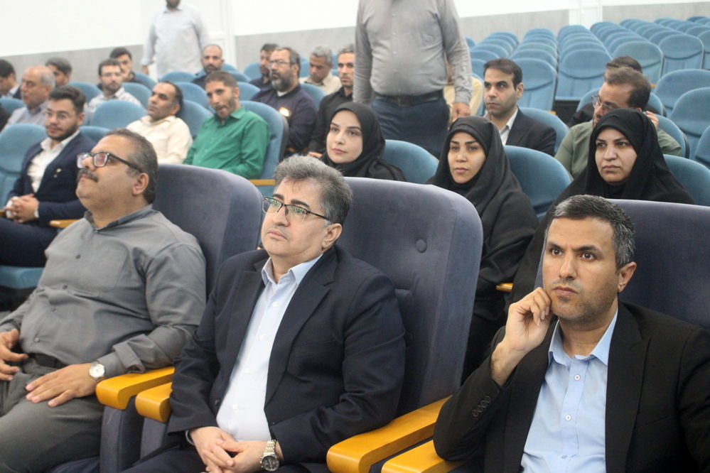 تجلیل از عوامل اجرایی اجلاس کشوری روسای آموزش و پرورش استان بوشهر 