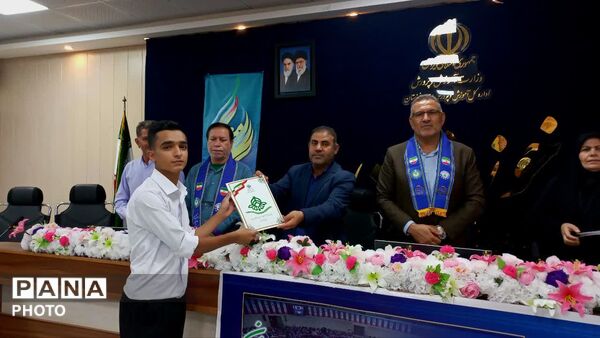 نشست برخط اختتامیه دوازدهمین دوره مجلس دانش آموزی کشور در خوزستان