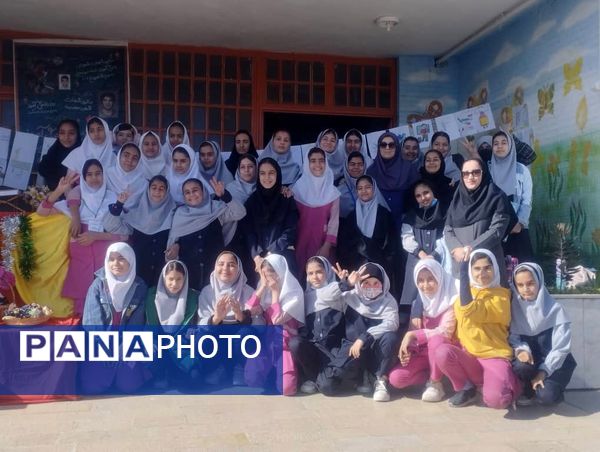 13آبان روز شاد وبه یاد ماندنی برای دانش آموزان 