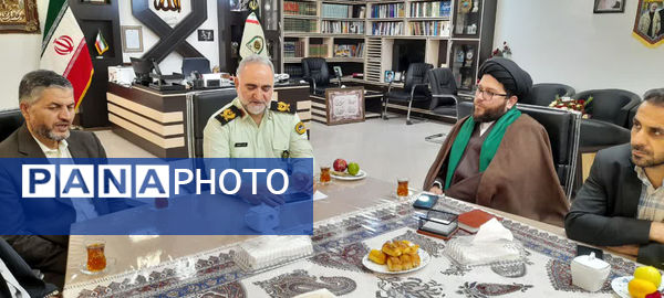 نشست صمیمی شورای معاونان آموزش و پرورش قم با فرمانده پلیس 