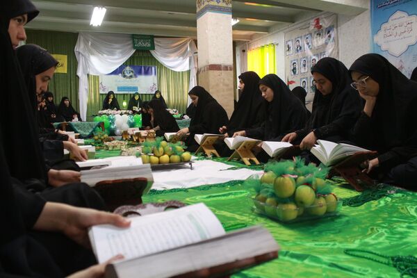 برگزاری محفل انس با قرآن و جزء‌خوانی قرآن کریم به یاد شهدای مظلوم غزه