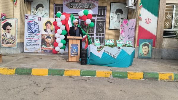 طنین گلبانگ انقلاب در دبیرستان شبانه روزی همای رحمت شهرستان سرخس
