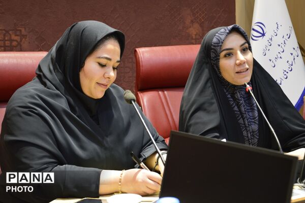 نشست خبری مدیرکل آموزش و پرورش شهرستان‌های استان تهران با خبرنگاران پانا