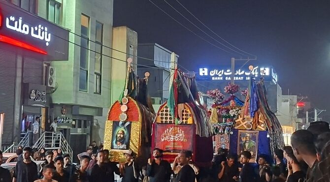 شام غریبان؛ شب شمع‌های اشک‌ریزان در میناب