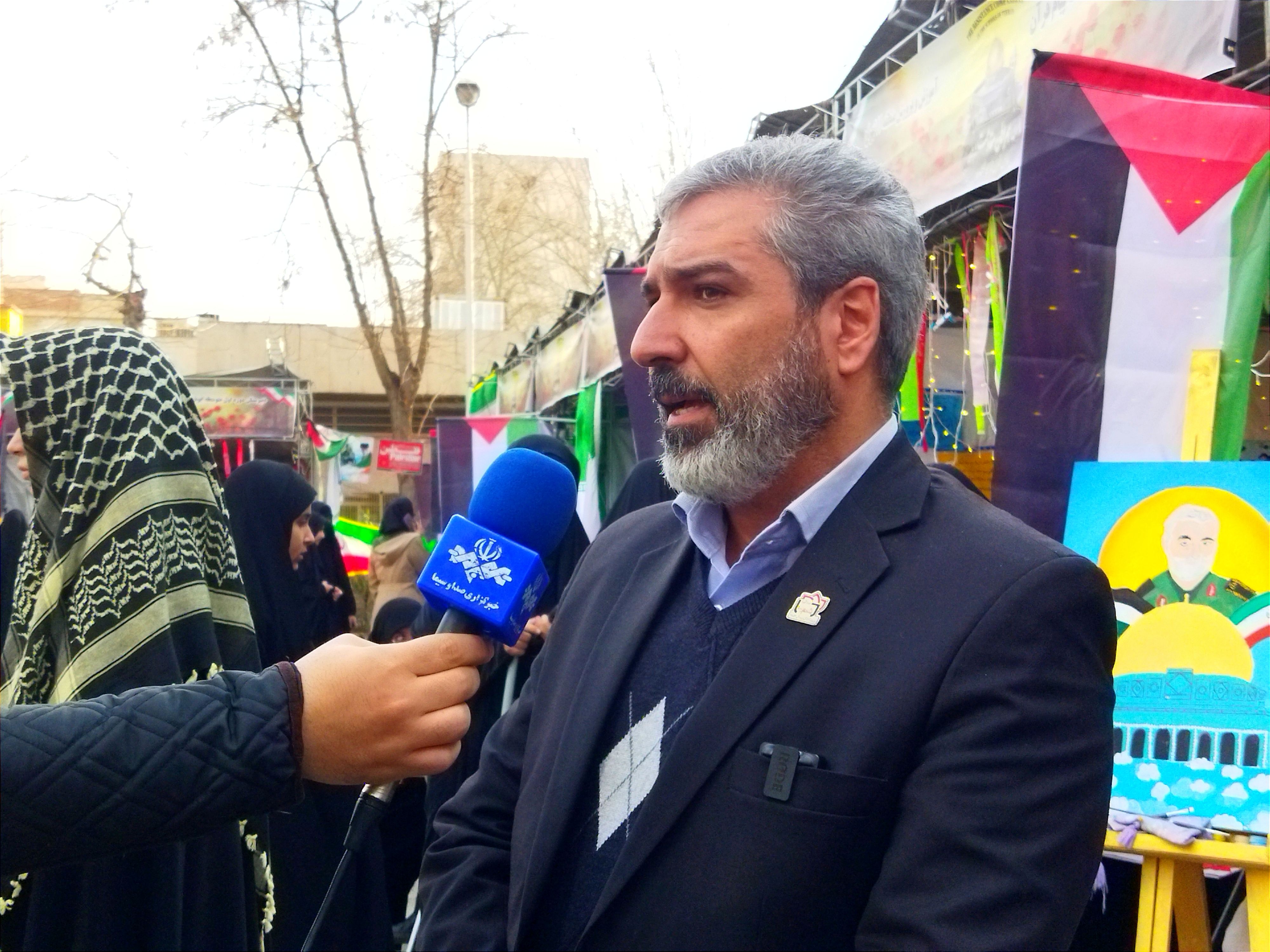 نمایشگاه «مدارس همراه مقاومت»؛ تجلی همدلی دانش‌آموزان با فلسطین است