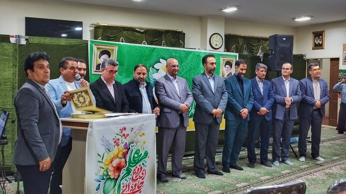 مراسم تجلیل از مقام معلم در شهرستان اشتهارد