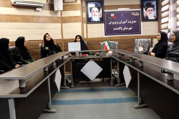 هم‌اندیشی مراقبین سلامت پاکدشت برای اجرای بهتر «ماموریت ماکان»