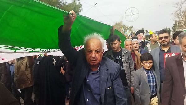 راهپیمایی ۲۲ بهمن نشان دهنده همبستگی و اتحاد مردم ایران 