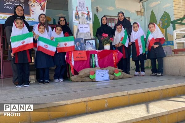 برپایی ایستگاه سلامت و انتخاب سفیران سلامت مدرسه رضوان شهرستان رباط‌کریم