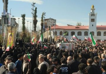 حضور مردم رشت درتشییع پیکر شهید امنیت؛ 
میثاقی دوباره با ولایت
