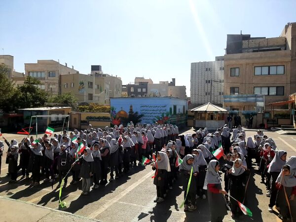 جشن شادمانه روز کودک در دبستان نیایش