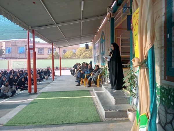 جشن  روز دانش آموز در دبیرستان دخترانه وکیلی 3(یغمای نیشابوری)