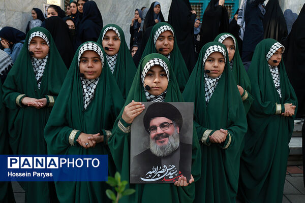آیین ادای احترام به مقام شامخ شهیدان مقاومت و شهید سید حسن نصرالله