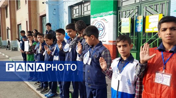 افتتاحیه سفیران سلامت در دبستان سرافراز ناحیه۷ مشهد 