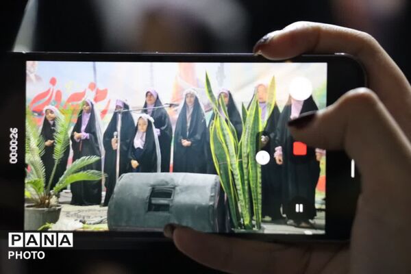 صد و هشتاد و دومین راهپیمایی شبانه مردم ماهدشت همزمان با میلاد رسول اکرم و امام صادق