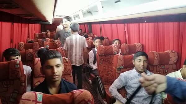 اعزام دانش‌‌آموزان سندرک به مسابقات استانی قرآن، عترت و نماز