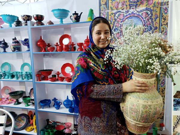 دومین نمایشگاه عمومی یاریگران زندگی 