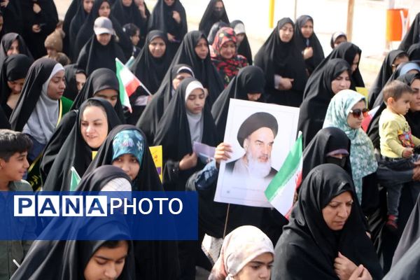 خلق حماسه‌ای دیگر از حضور مردم فهرج در راهپیمایی ۲۲ بهمن