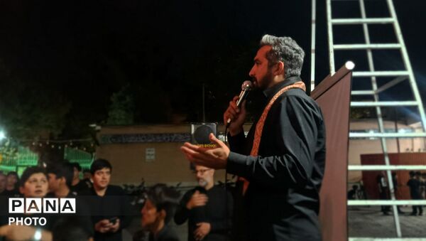 نوای سینه زنی در سوگ تشنگان کربلا