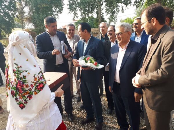 آیین افتتاح طرح آبیاری نوین مزرعه تعاونی در روستای اسلام آباد شهرستان سملقان