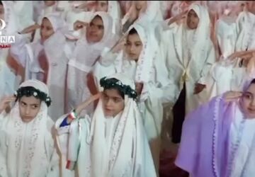 برگزاری جشن تکلیف دختران در میدان نبرد 