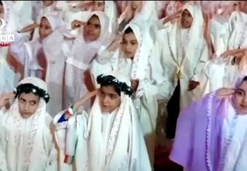 برگزاری جشن تکلیف دختران در میدان نبرد 