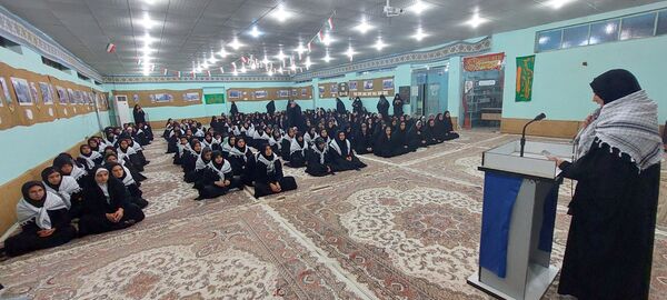 کاروان راهیان نور دانش‌آموزان دختر خراسان شمالی