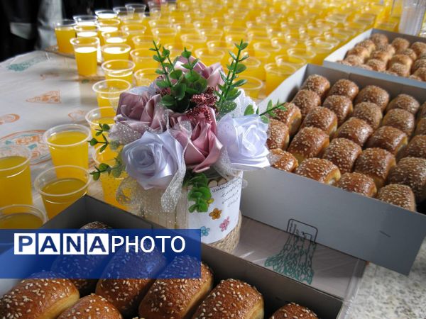 جشن ولادت حضرت معصومه (س) و روز دختر در مدرسه آزادی 