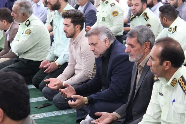 اقامه نماز جمعه در شهرستان اسلام آباد غرب 