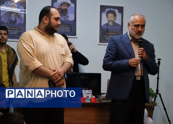 تقدیر از نوجوانان فعال پایگاه بسیج حضرت صاحب الزمان (عج)