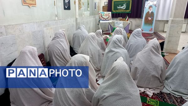 مراسم افطار در مدرسه محمودیه ۱۷خیامی