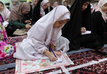 محفل معنوی و تربیتی دانش‌آموزان معتکف نظرآباد