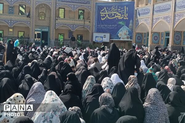 خروشِ بصیرت در صحن امامزاده جعفر (ع)؛ تالار قرآن پیشوا گنجایش دریای سوگواران مقتدا را نداشت