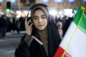 روایتی از یک نگاه متفاوت به زنان برجسته
