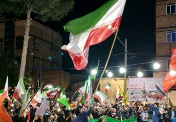 آتش خشم امت سرخس، راه را به جهنم سوزان برای دشمنان گشود!