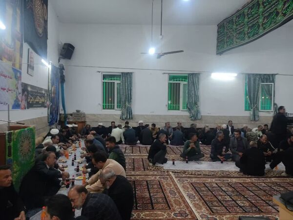 اولین نشست فعالان قرآنی، فرهنگی و هنری در روستای نامن شهرستان داورزن 