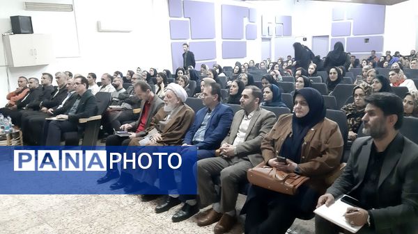 ارتقاء سلامت روان دانش‌آموزان و مربیان آستارا با ۴ کارگاه تخصصی در هفته بهداشت روان