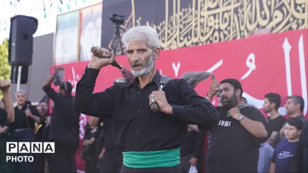 اجتماع بزرگ و مردمی مراسم عزاداری عصر عاشورای حسینی «یوم الحسین علیه السلام»