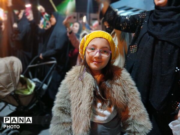 فرهنگیان و دانش آموزان گلستان همچنان پای میدان