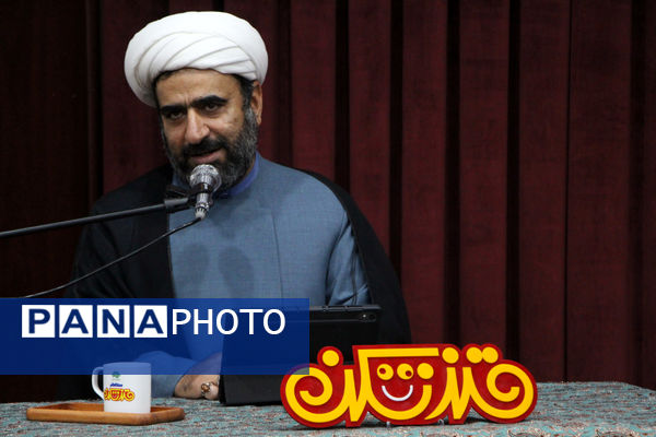 محفل قندشکن با طعم دفاع مقدس در یزد