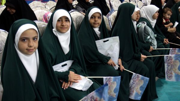 جشن میلاد حضرت فاطمه معصومه (س) و روز دختر در ورزشگاه ۶ هزار نفری انقلاب زنجان 